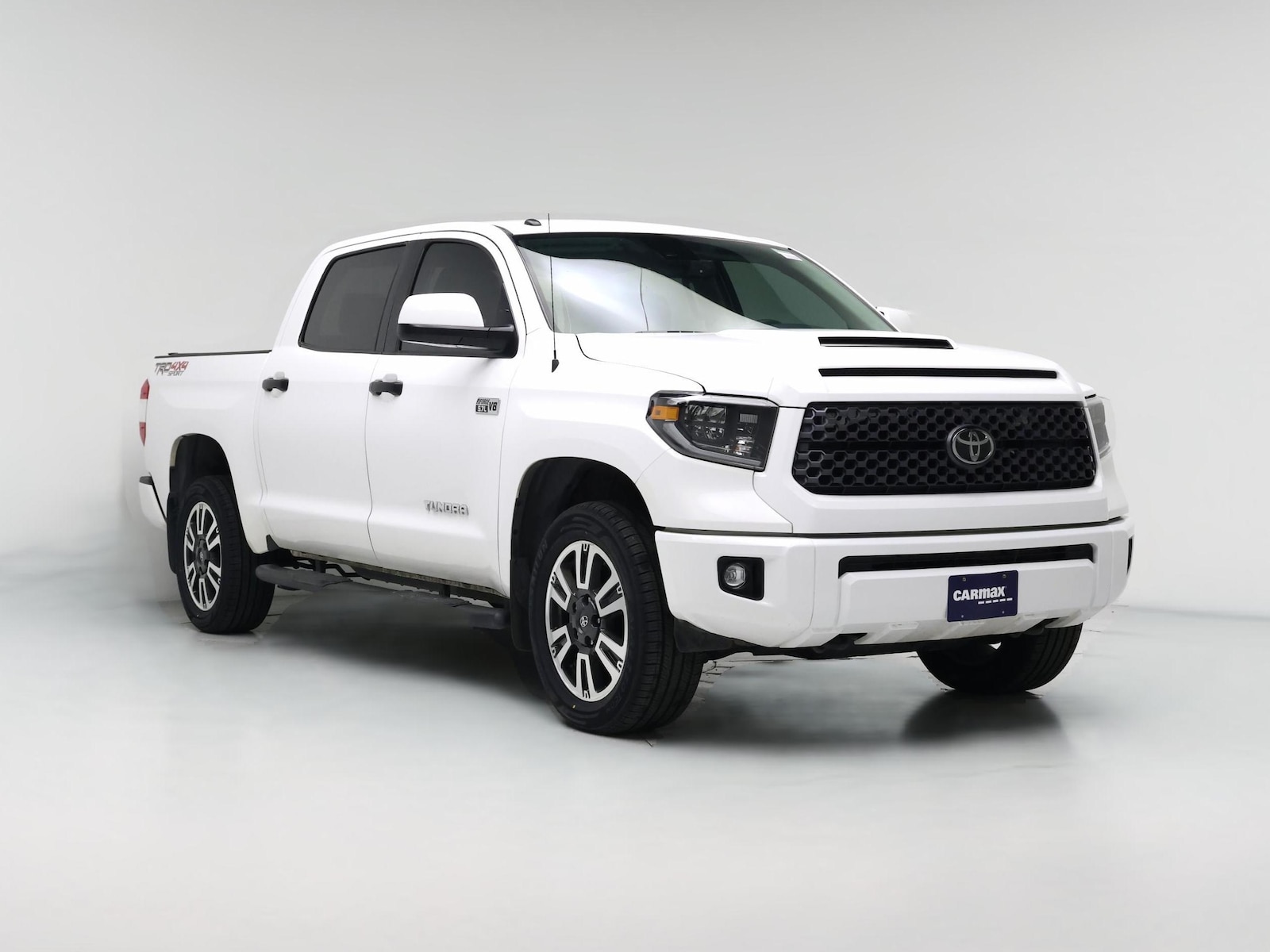 Bed Cover, Bed Liner, Tow Hitch
