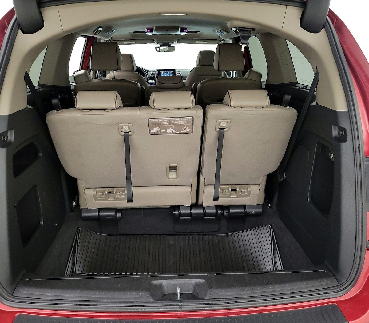 Trunk/Cargo (Seats Up)