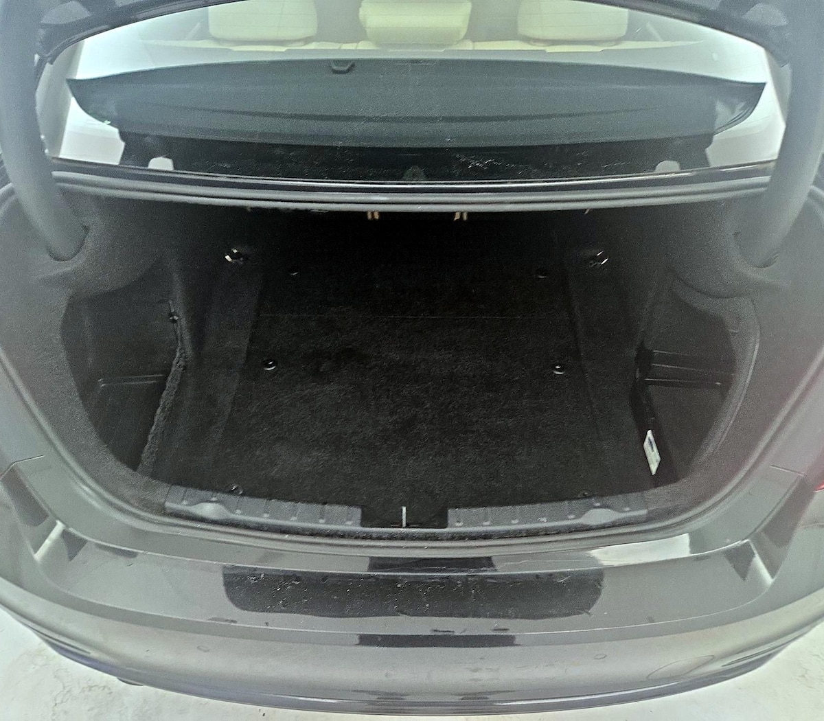 Trunk/Cargo (Seats Up)
