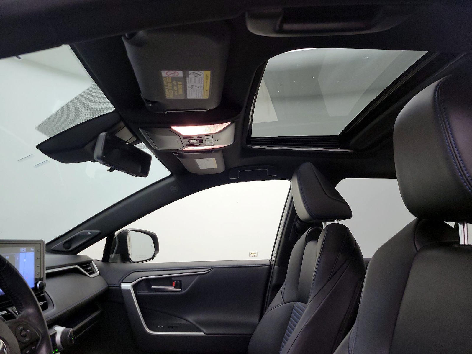 Sunroof(s) & Overhead Airbags