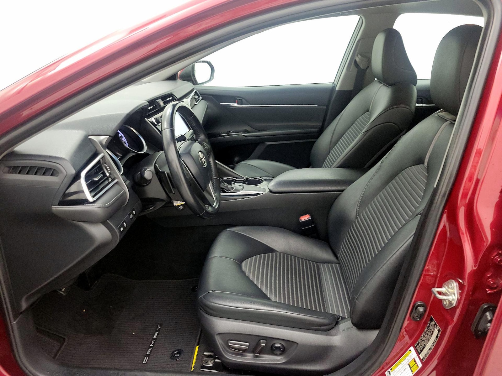 Power Seat(s) & Side Airbags