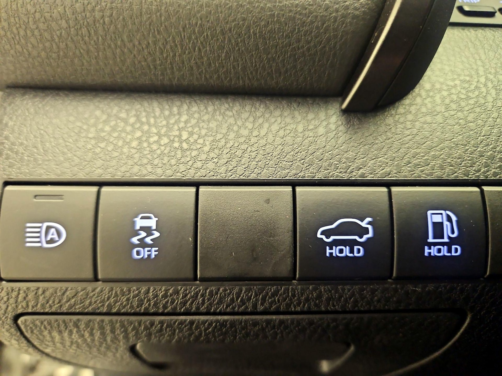 2019 Toyota Camry SE - Photo 14