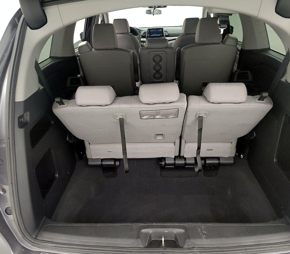 Trunk/Cargo (Seats Up)