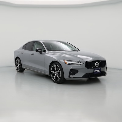 2024 Volvo S60 B5 Plus Dark Theme