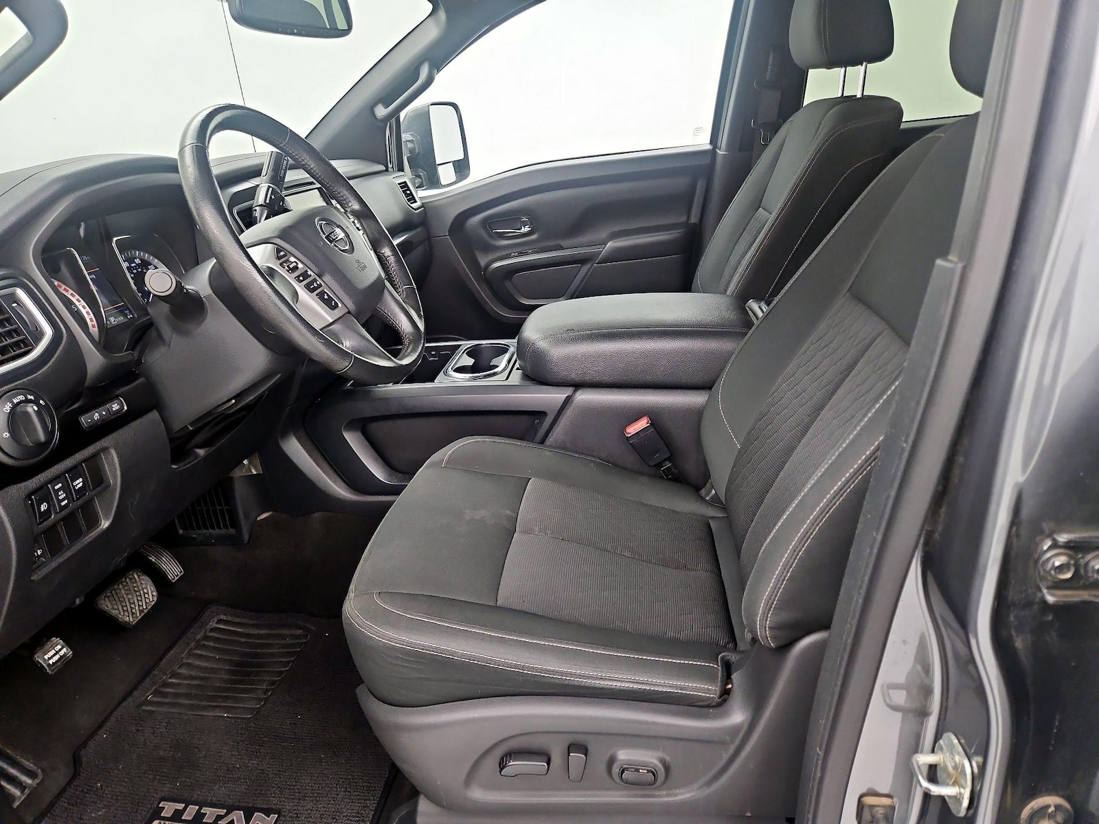 Power Seat(s) & Side Airbags