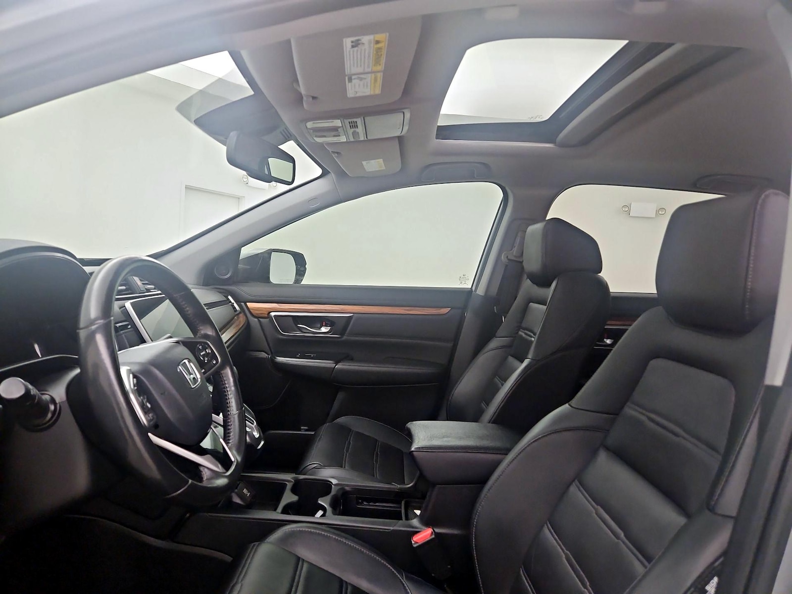 Sunroof(s) & Overhead Airbags