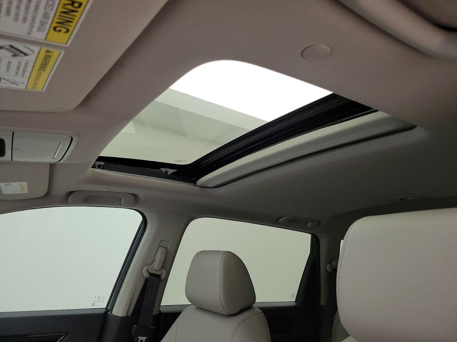 Sunroof(s) & Overhead Airbags