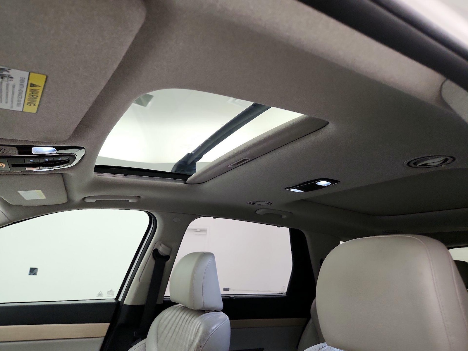 Sunroof(s) & Skylight(s)