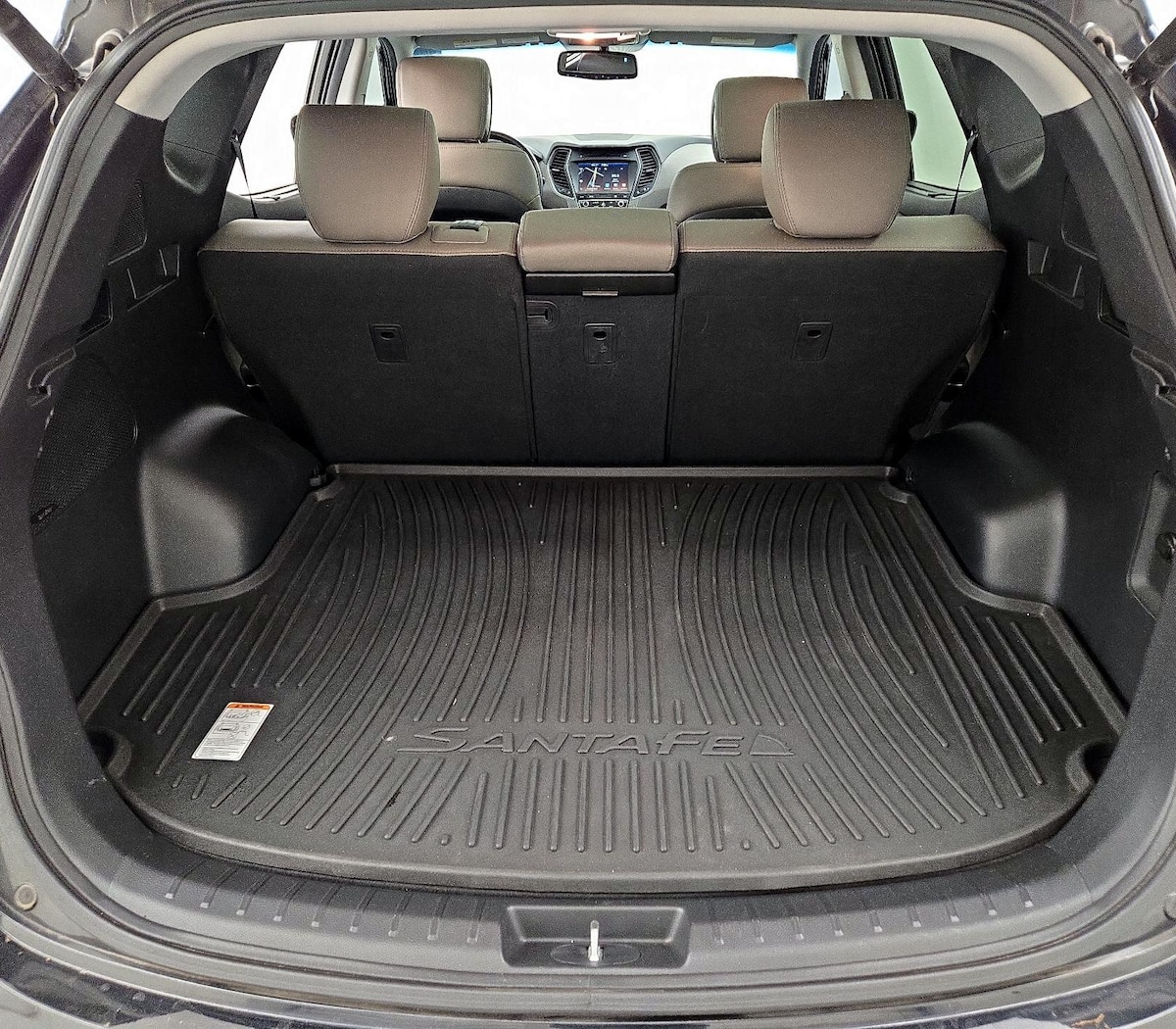 Trunk/Cargo (Seats Up)