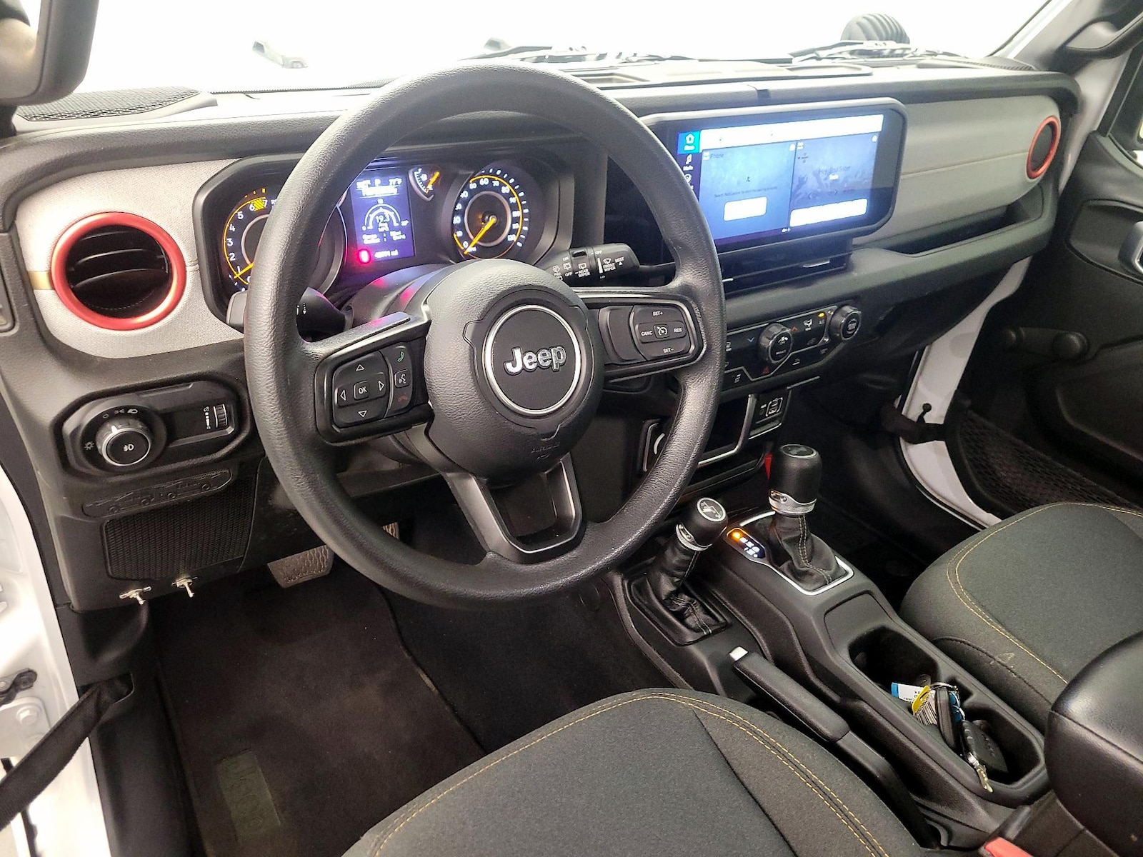 Apple CarPlay® & Android Auto™