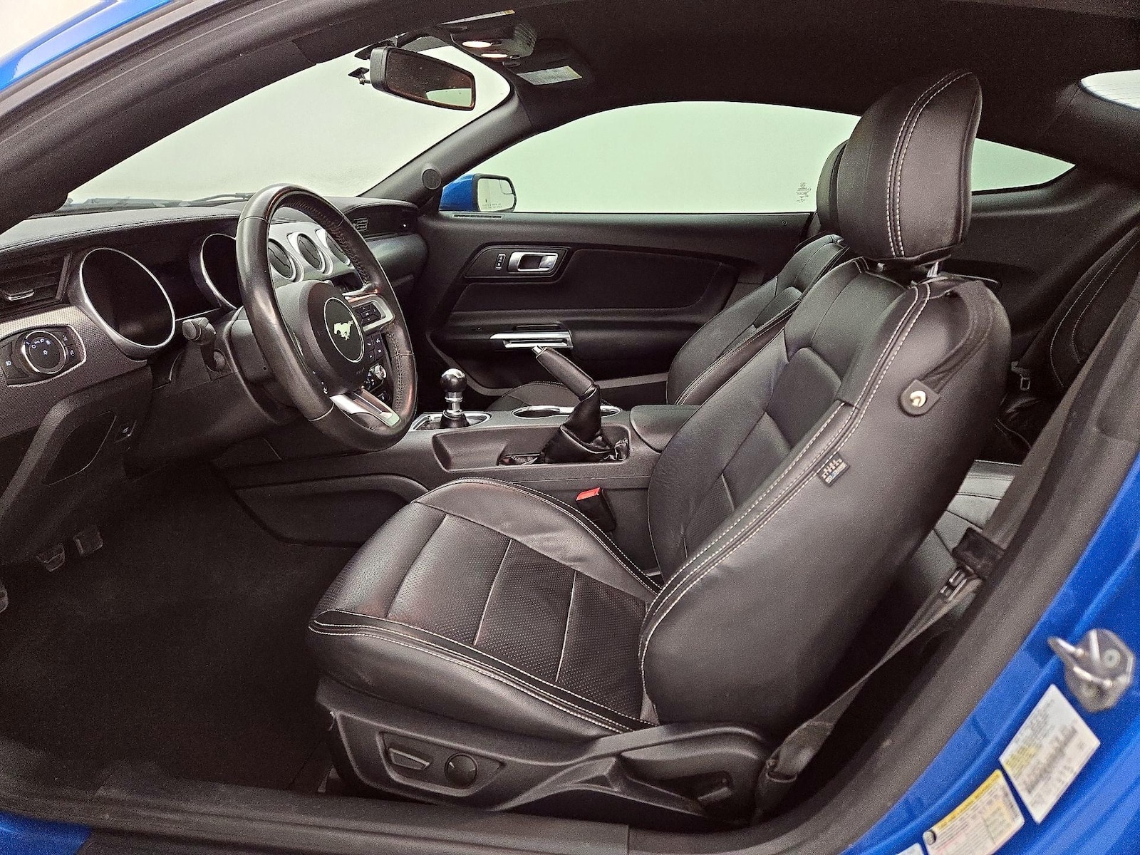 Power Seat(s) & Leather Seats