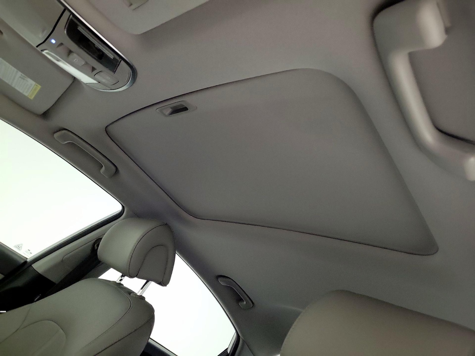 Sunroof(s) & Overhead Airbags