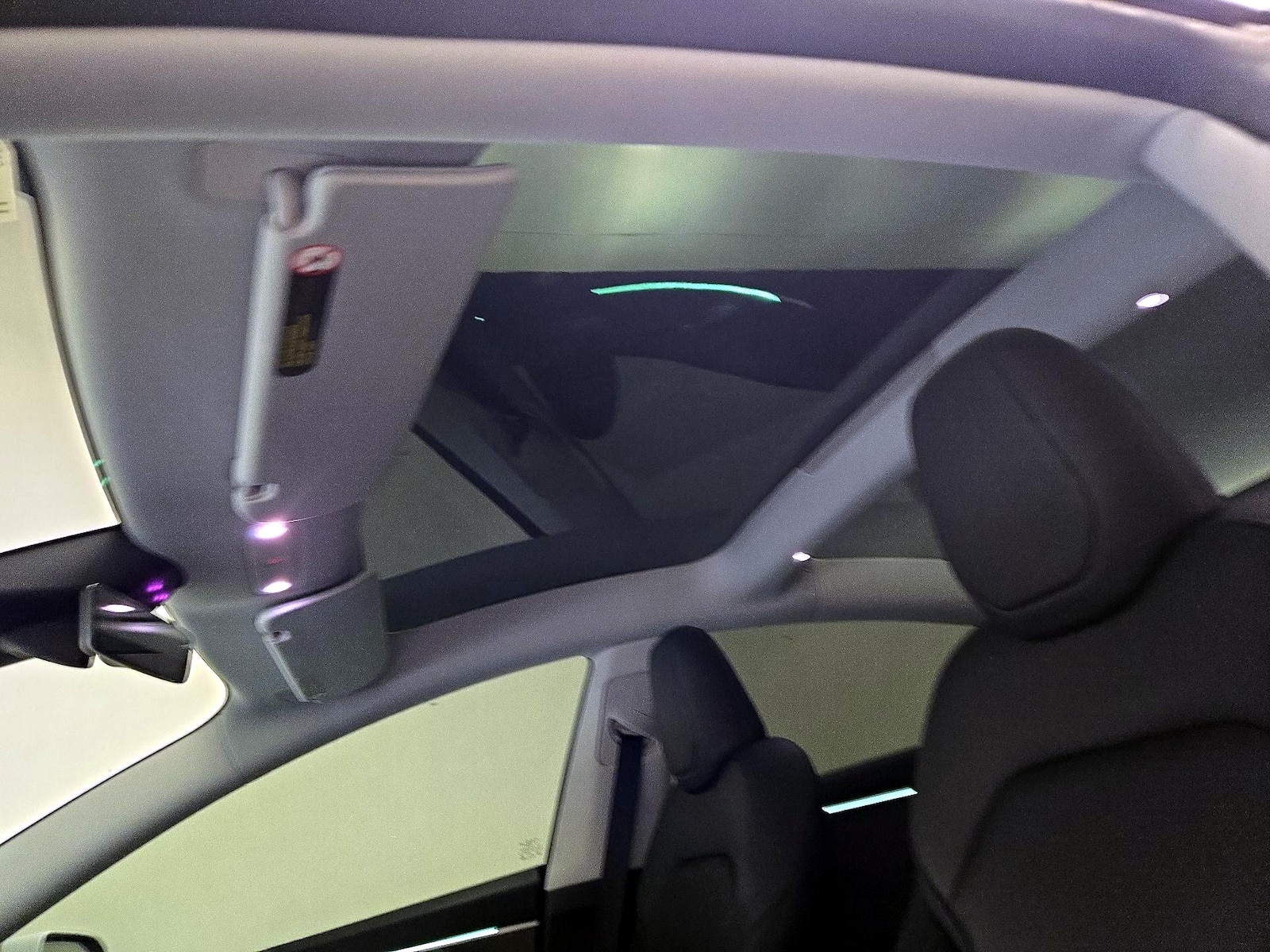 Skylight(s) & Overhead Airbags