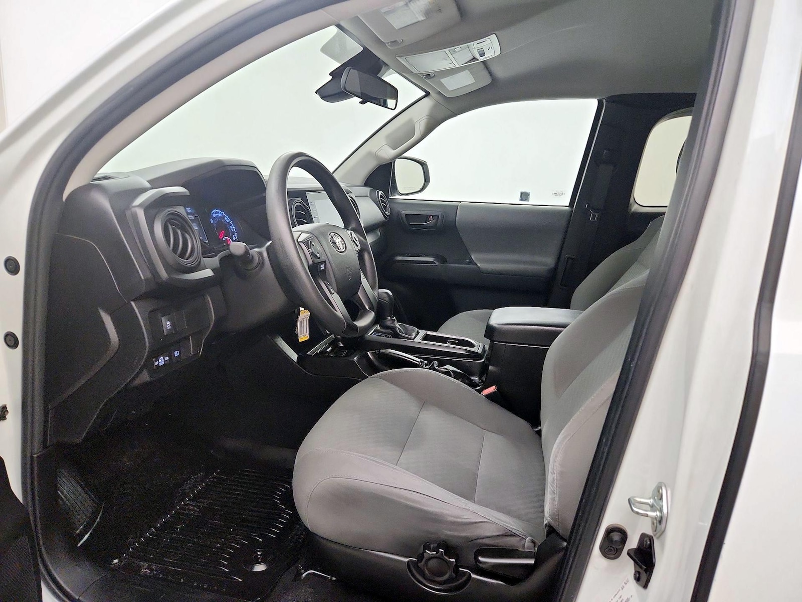 Power Seat(s) & Side Airbags