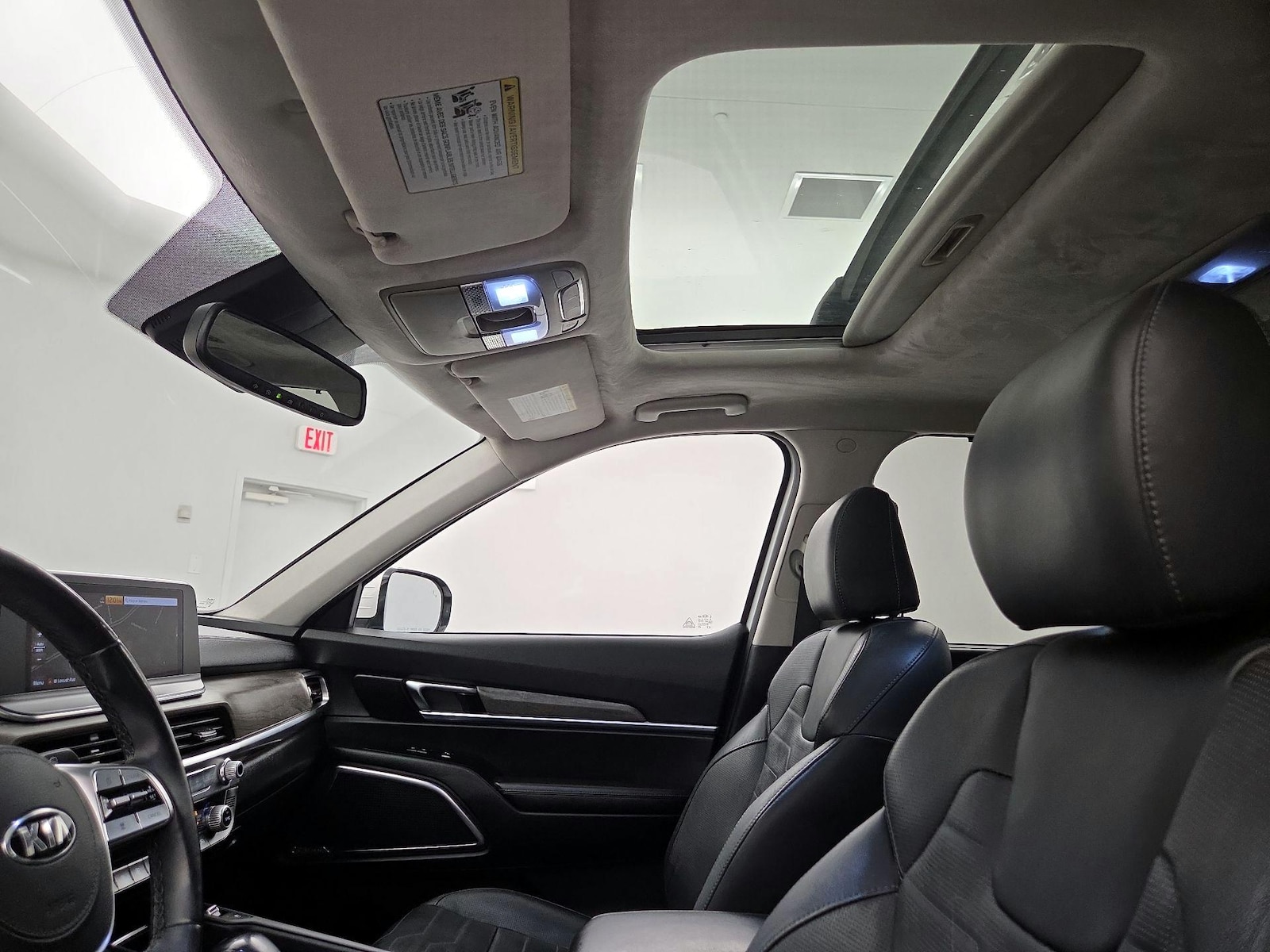 Sunroof(s) & Skylight(s)