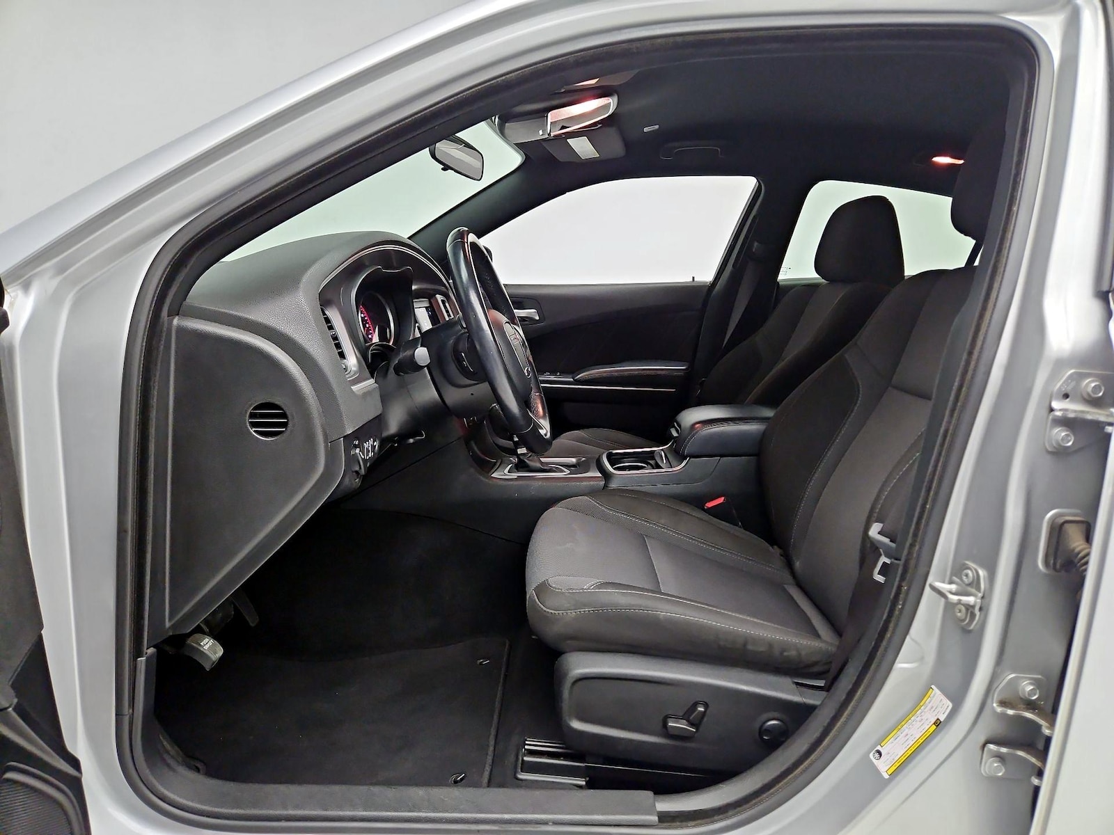 2022 Dodge Charger SXT - Photo 12