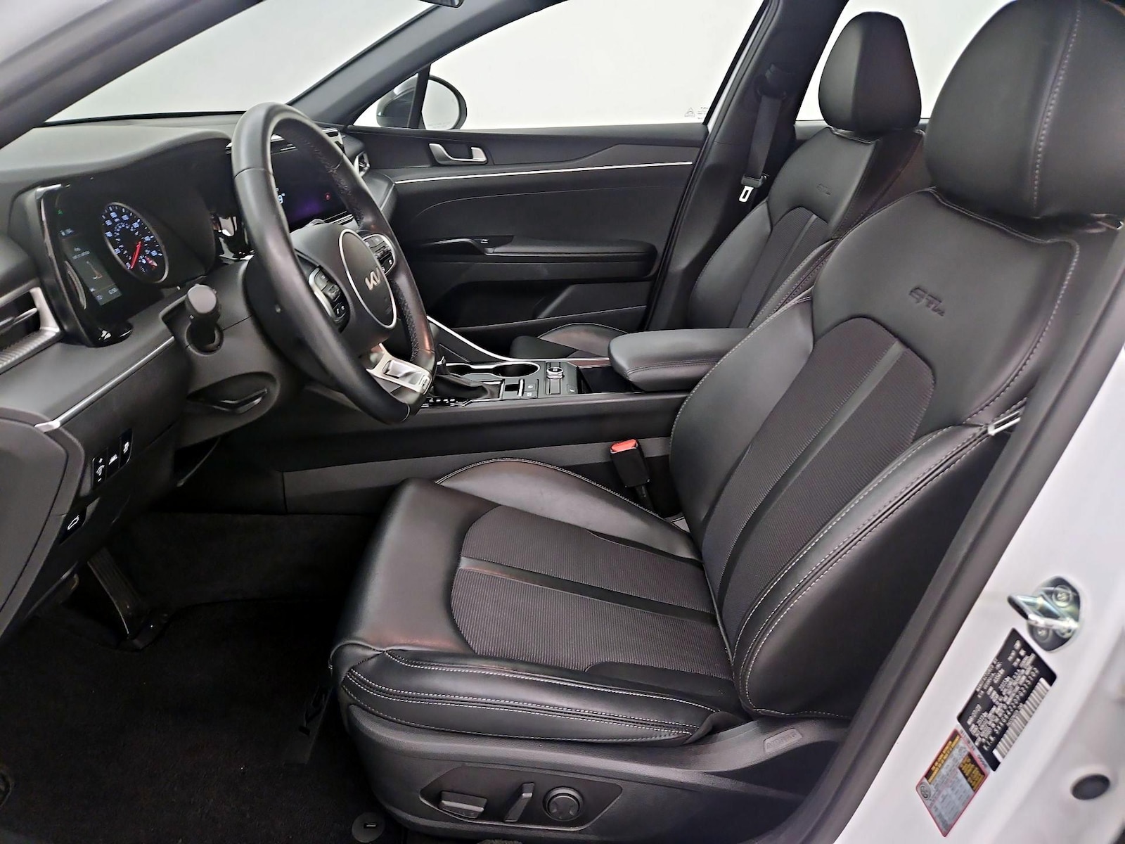 Power Seat(s) & Side Airbags
