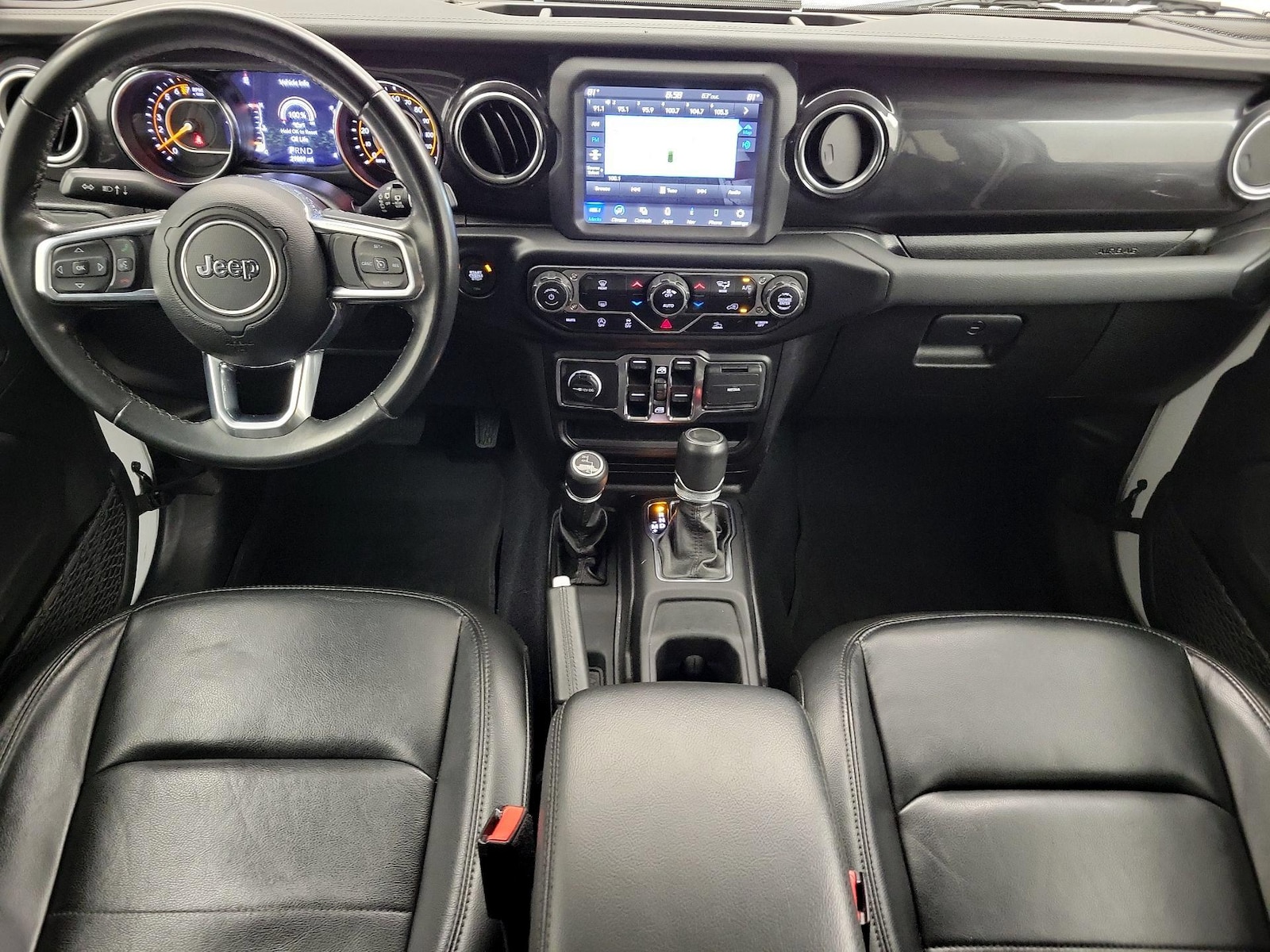 Apple CarPlay® & Android Auto™