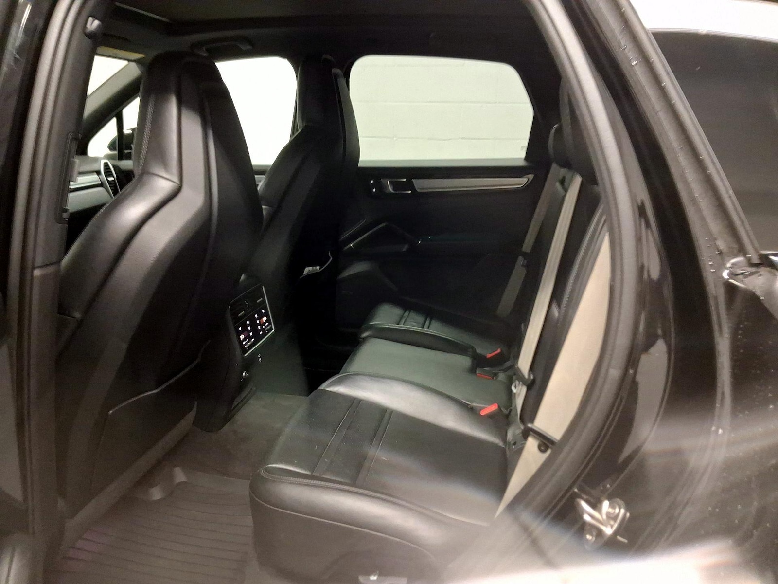 Rear Air Conditioning