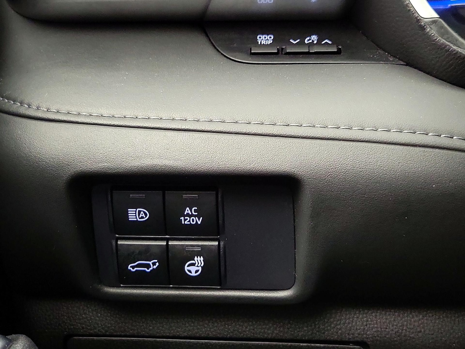 2021 Toyota Highlander Limited - Photo 14