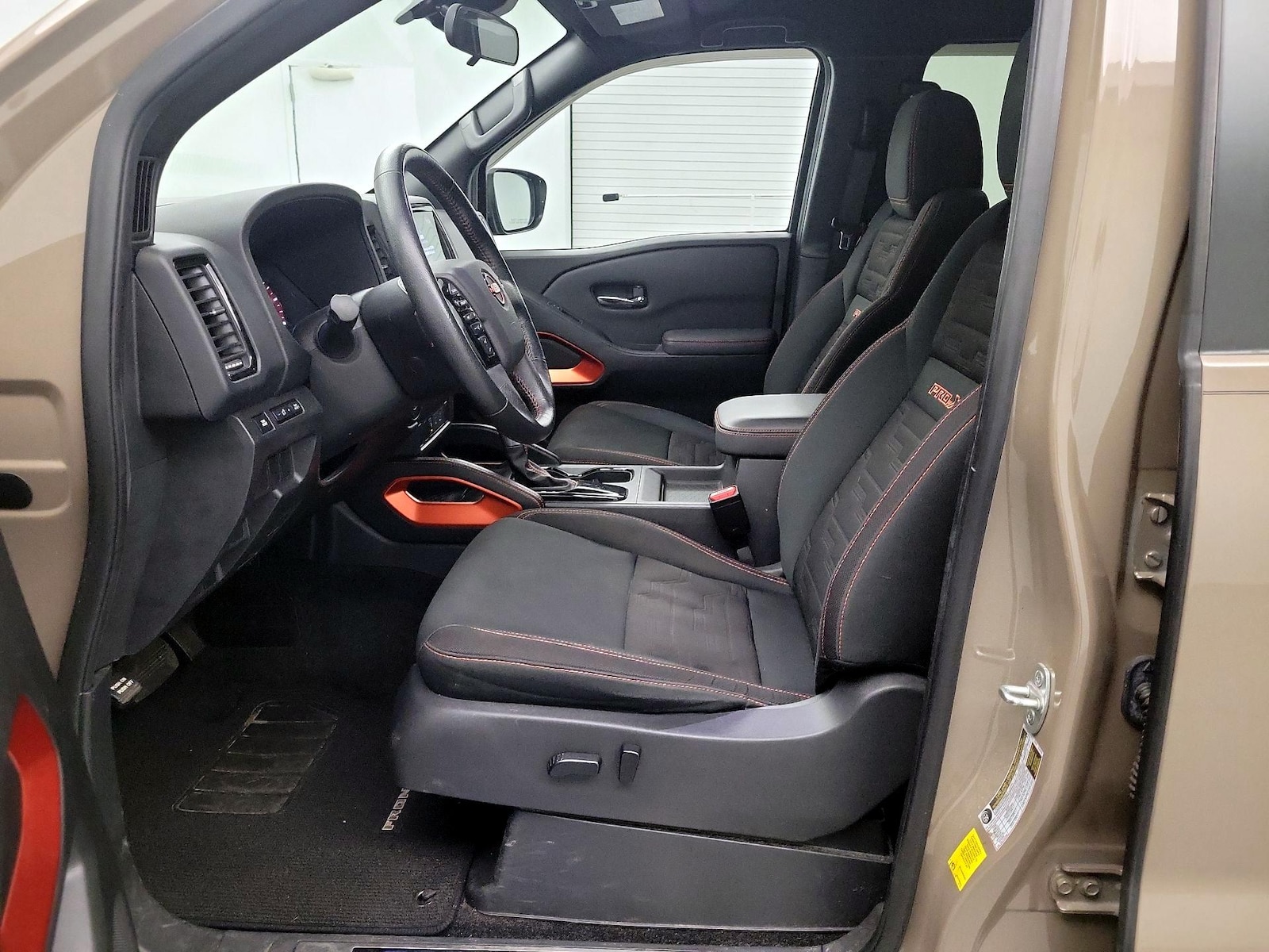 Power Seat(s) & Side Airbags