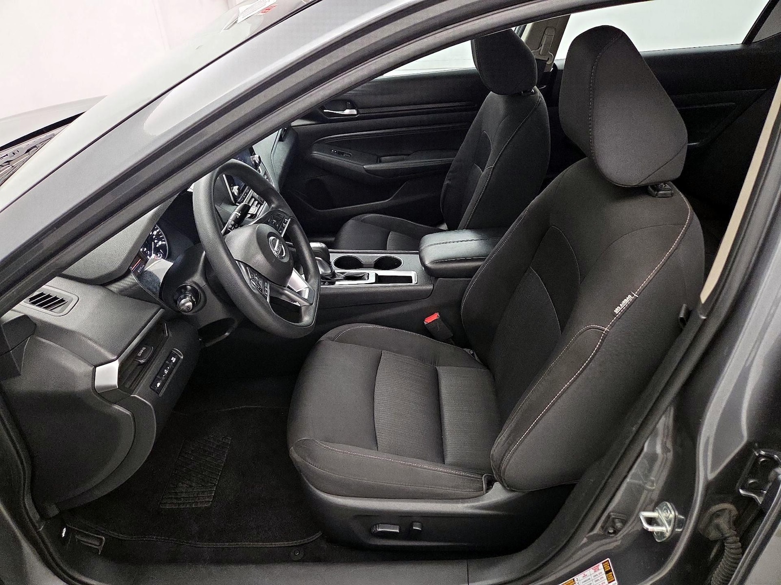 Power Seat(s) & Side Airbags
