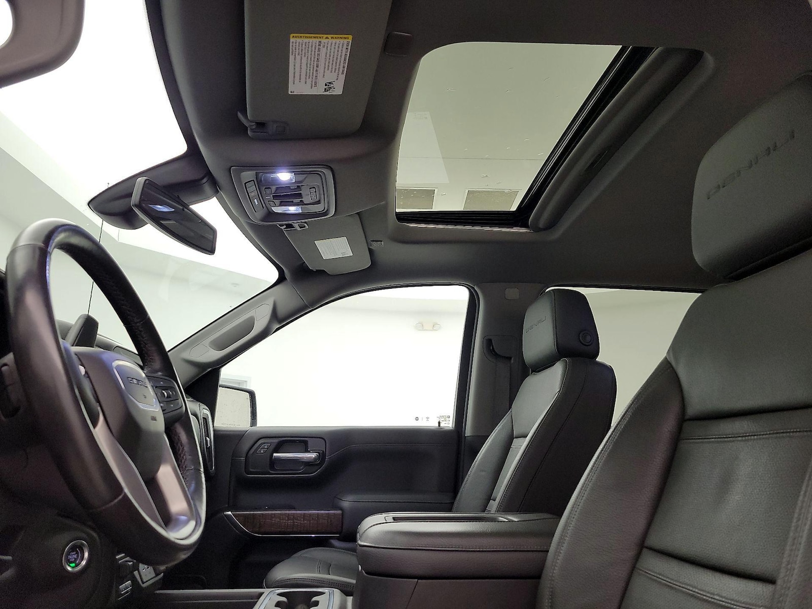Sunroof(s) & Overhead Airbags