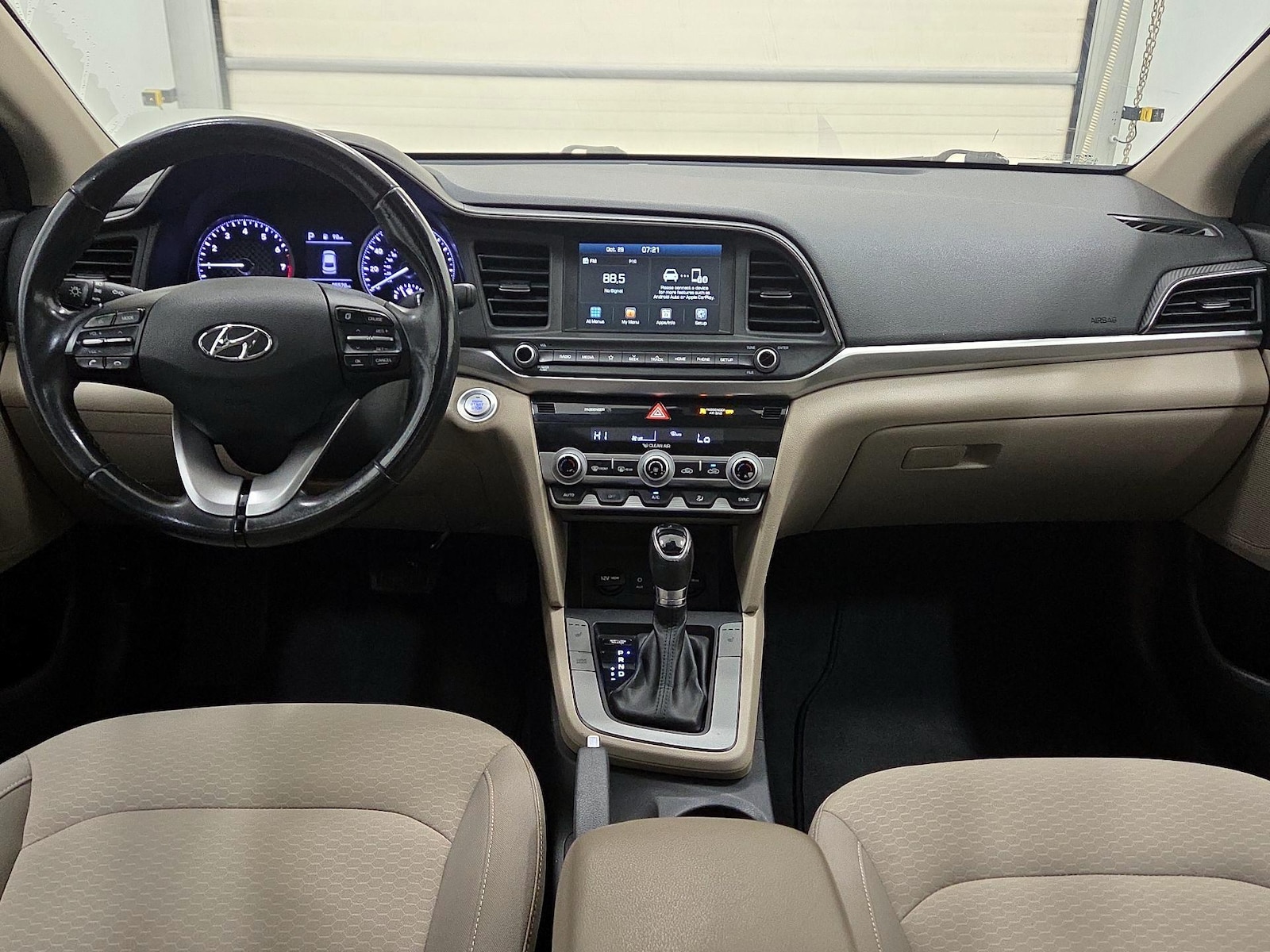 Apple CarPlay® & Android Auto™