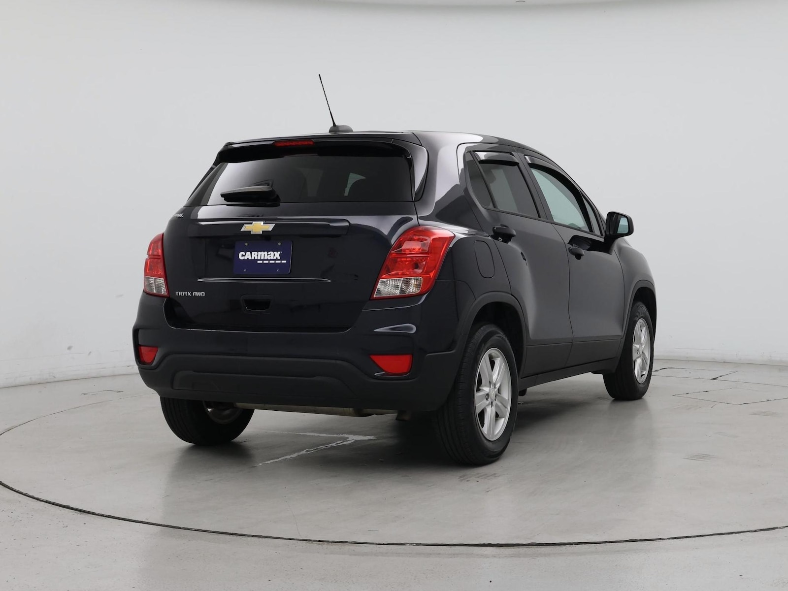 2022 Chevrolet Trax LS - Photo 9