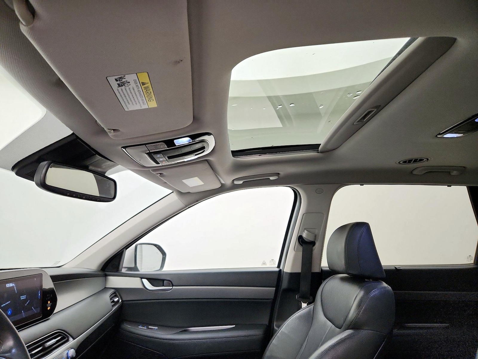 Sunroof(s) & Overhead Airbags