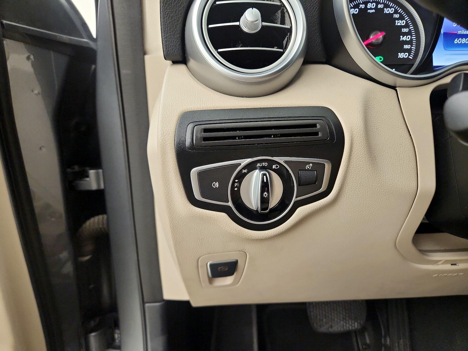 2017 Mercedes-Benz GLC GLC300 - Photo 14