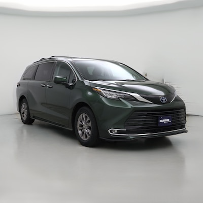 2022 Toyota Sienna Hybrid XLE