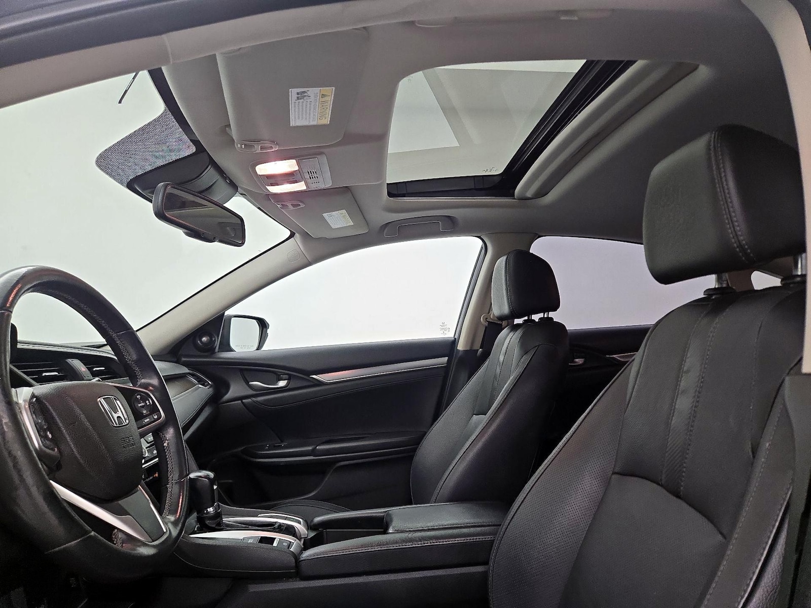 Sunroof(s) & Overhead Airbags