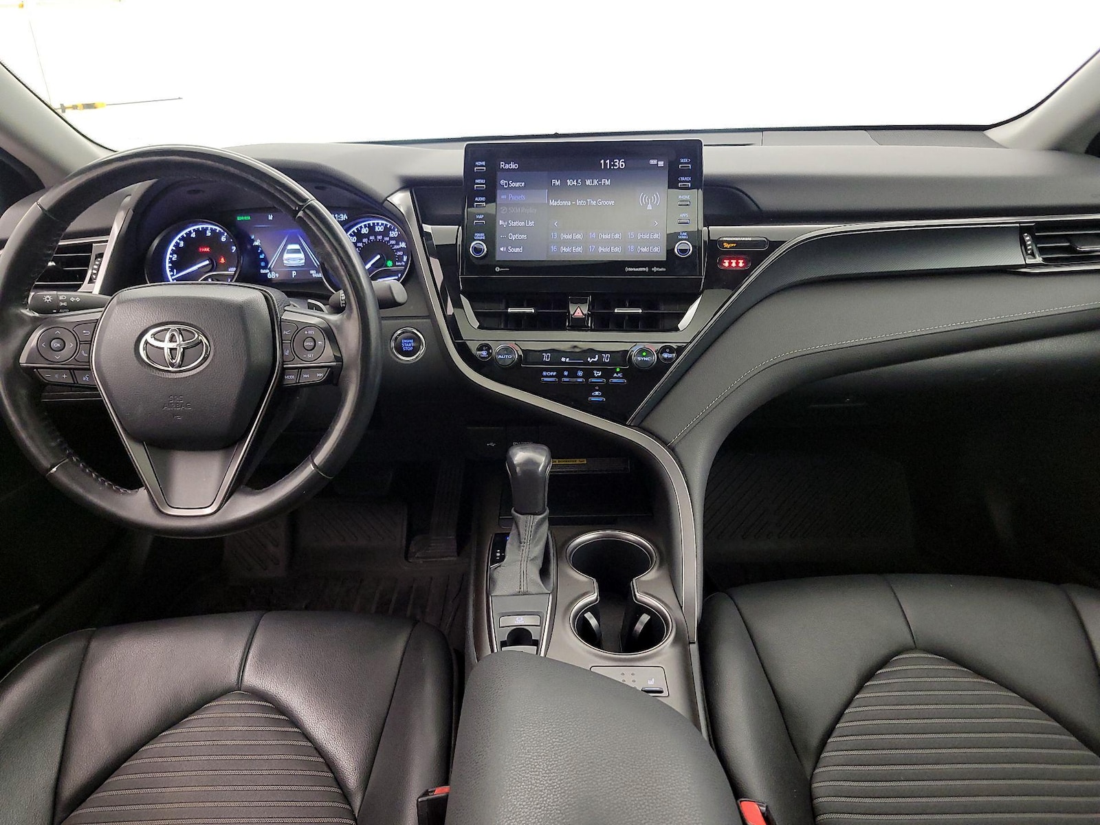 Apple CarPlay® & Android Auto™