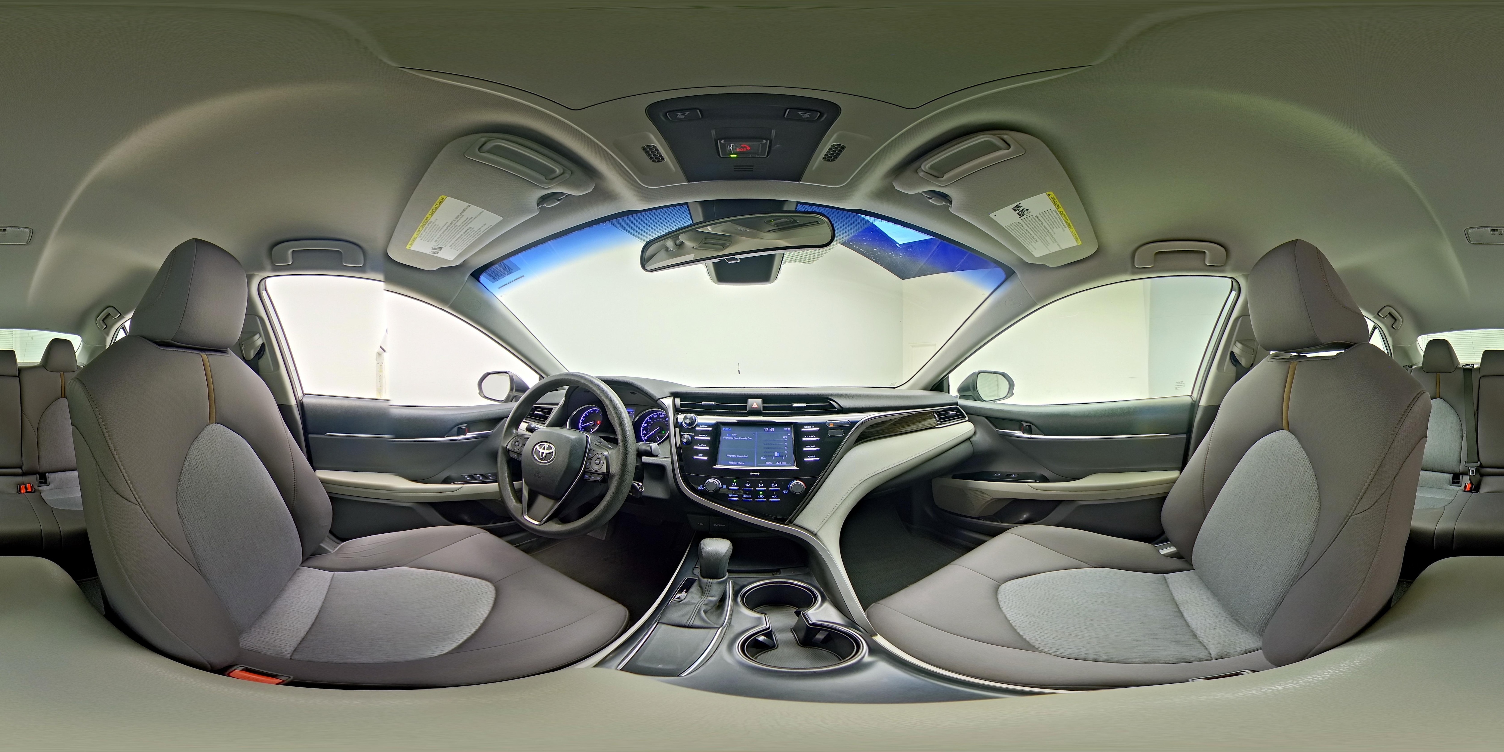 2020 Toyota Camry LE - Photo 24