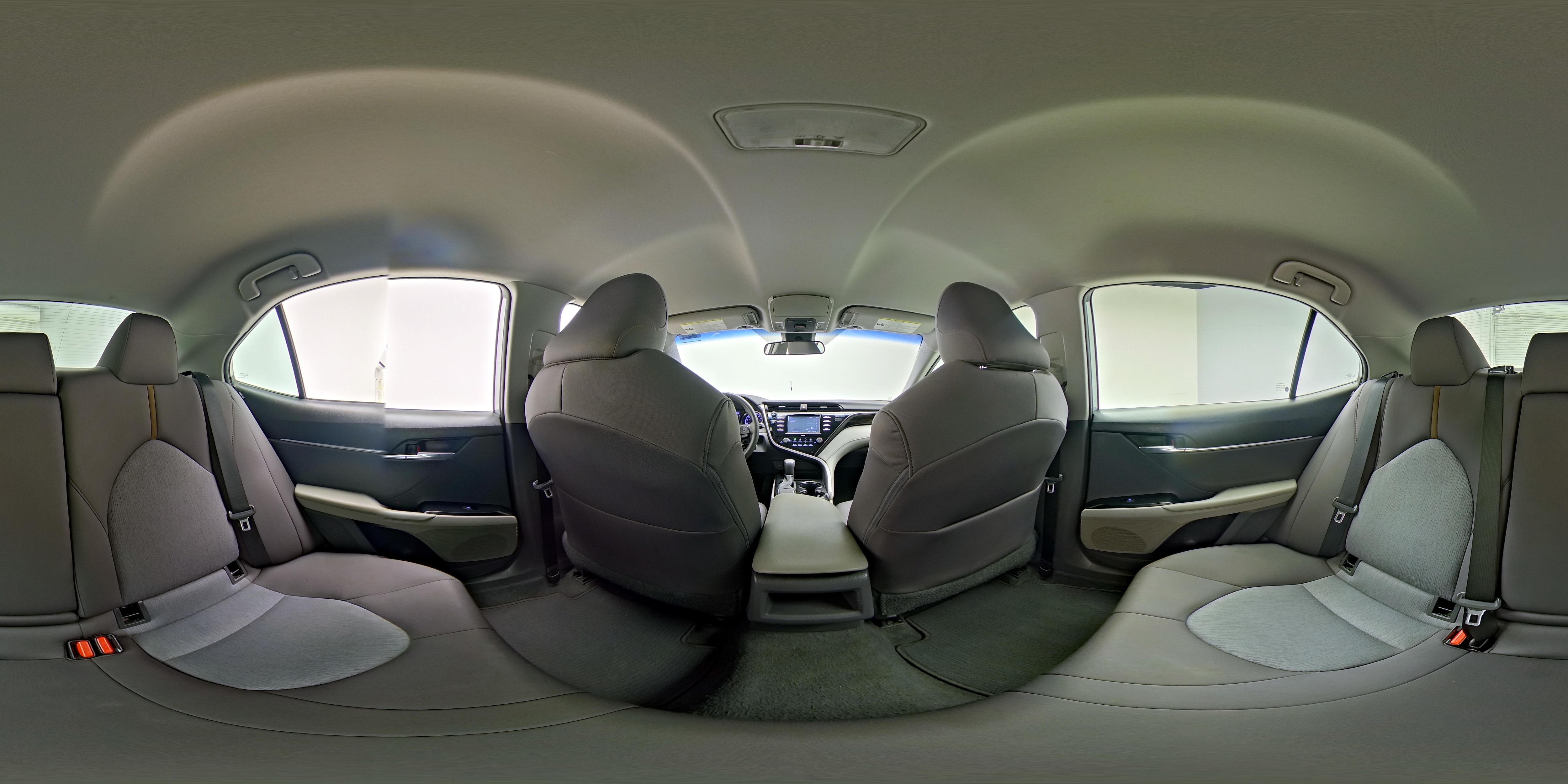 2020 Toyota Camry LE - Photo 25