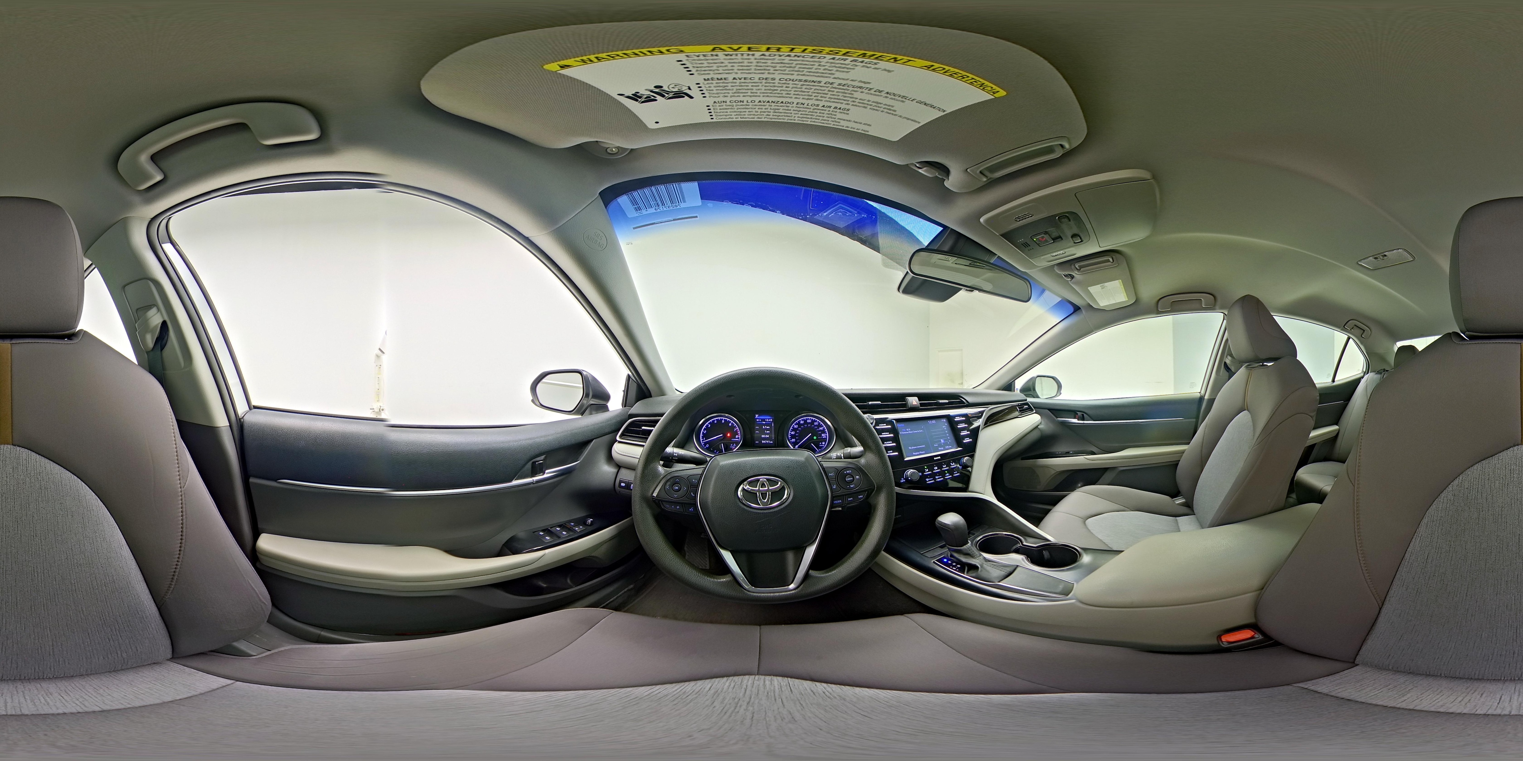 2020 Toyota Camry LE - Photo 26