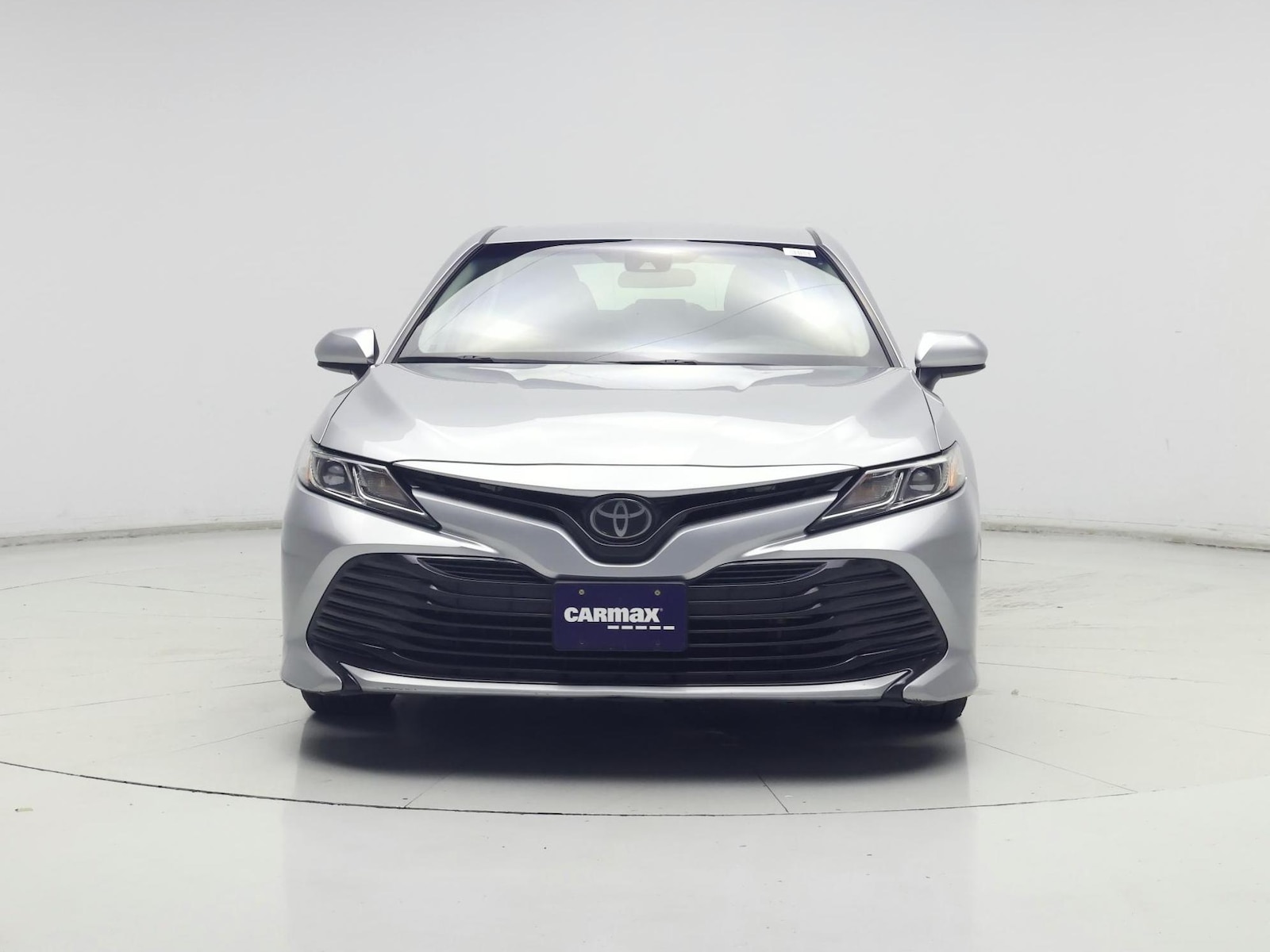 2020 Toyota Camry LE - Photo 6