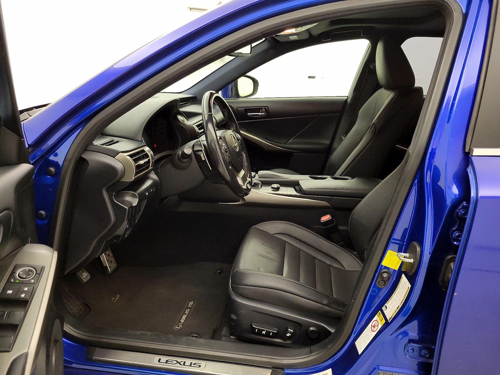 Power Seat(s) & A/C Seat(s)