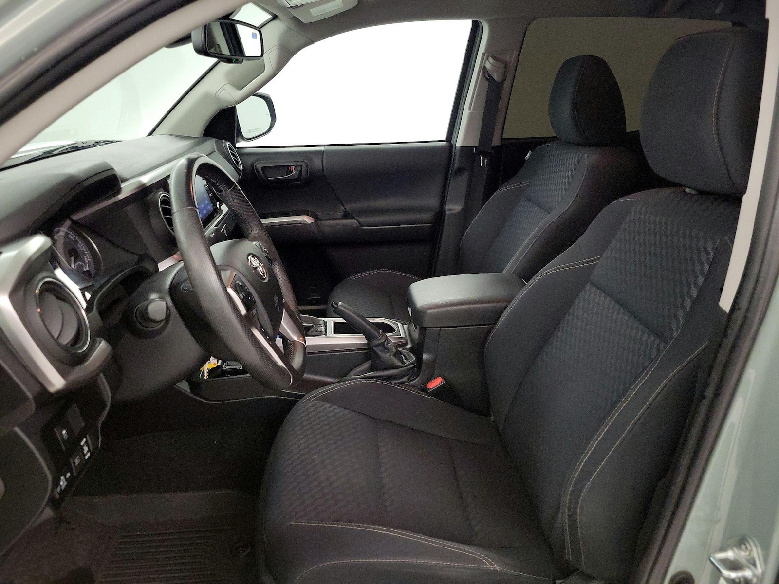 Power Seat(s) & Side Airbags