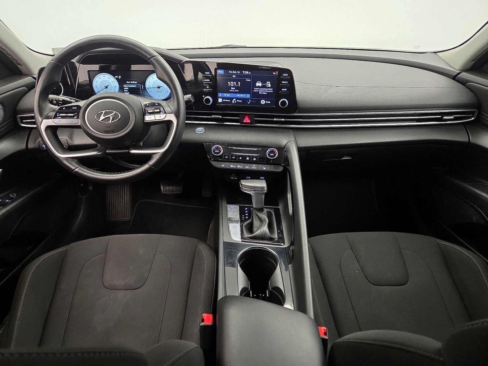Apple CarPlay® & Android Auto™