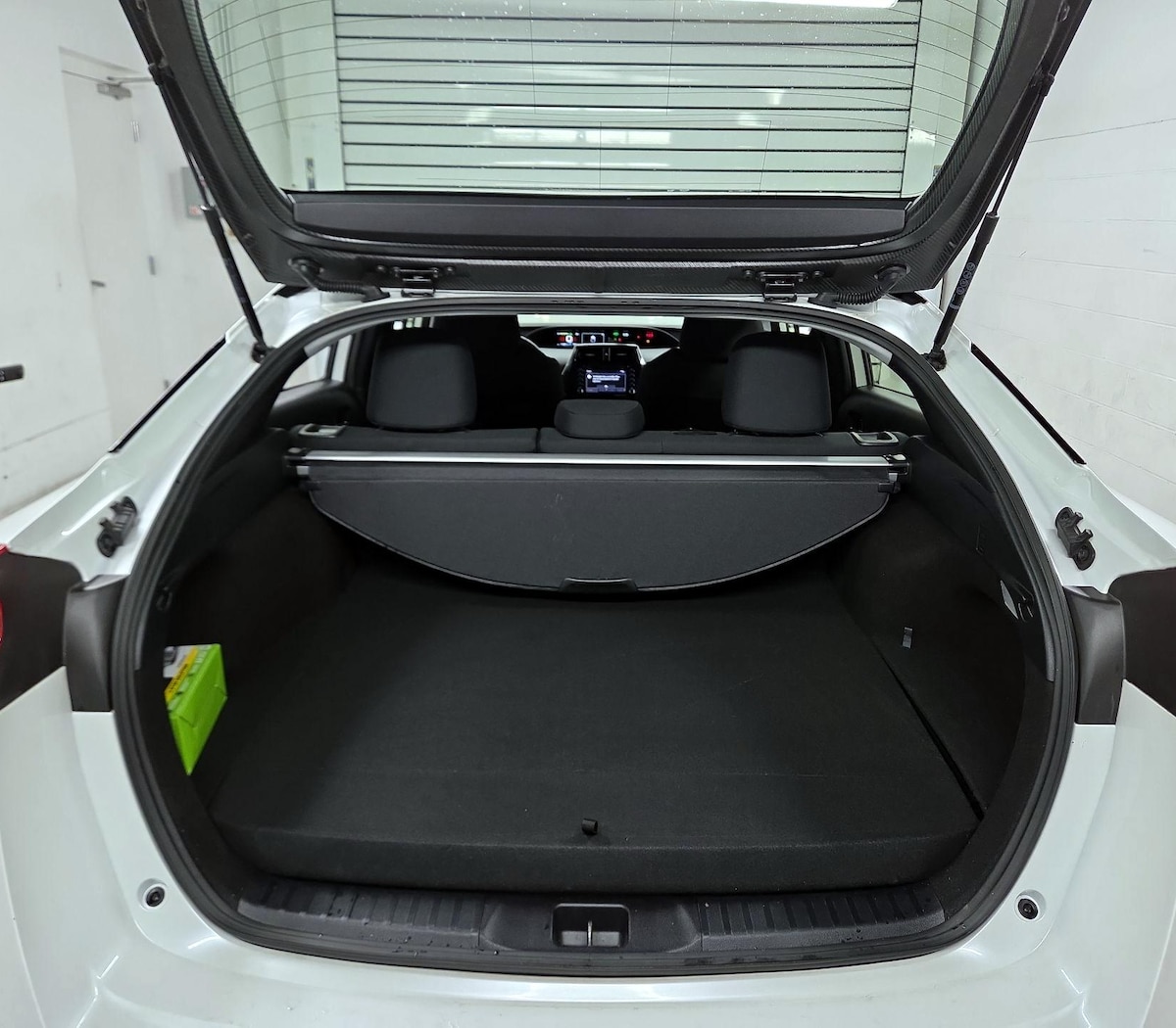 Trunk/Cargo (Seats Up)