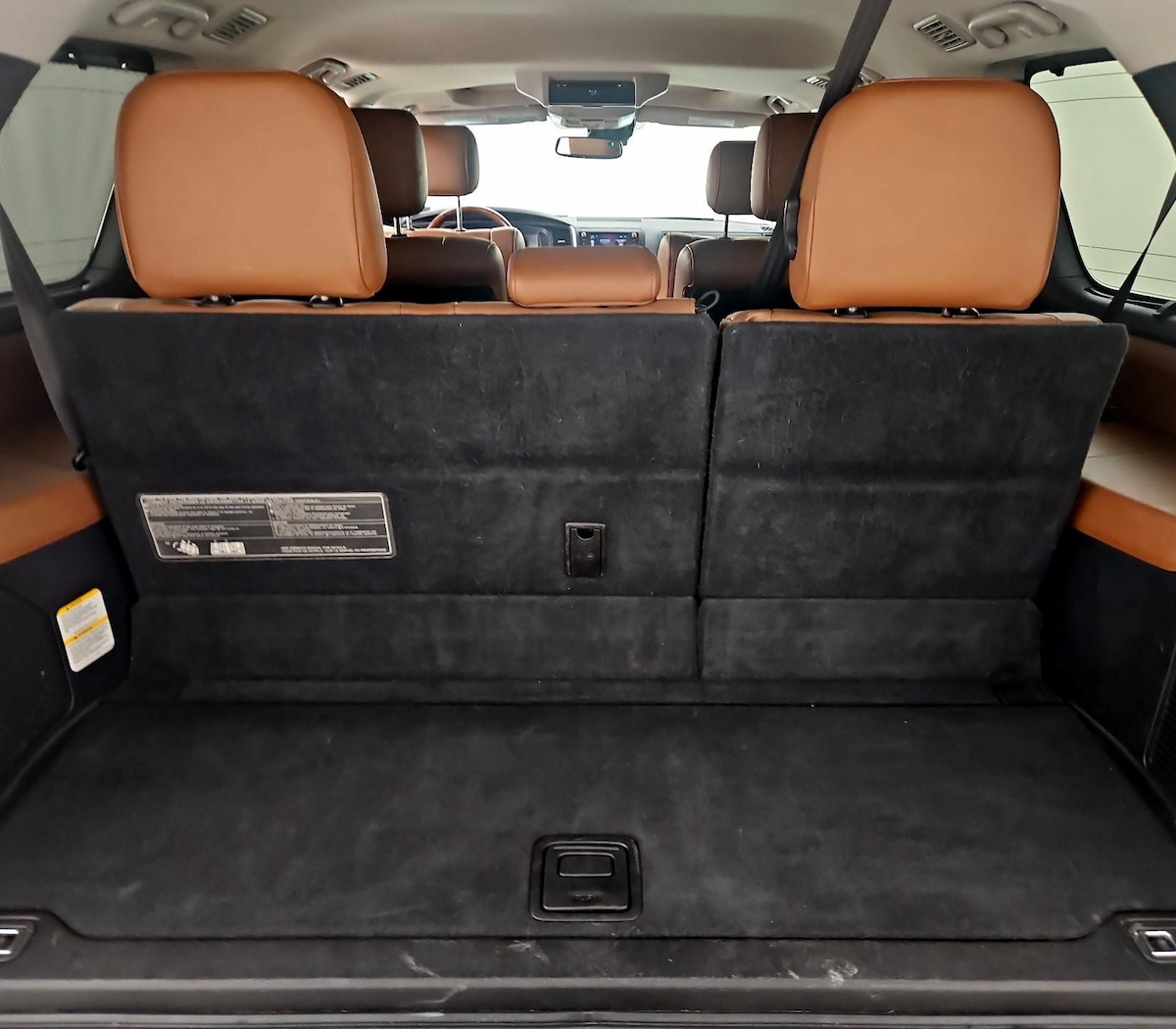 Trunk/Cargo (Seats Up)