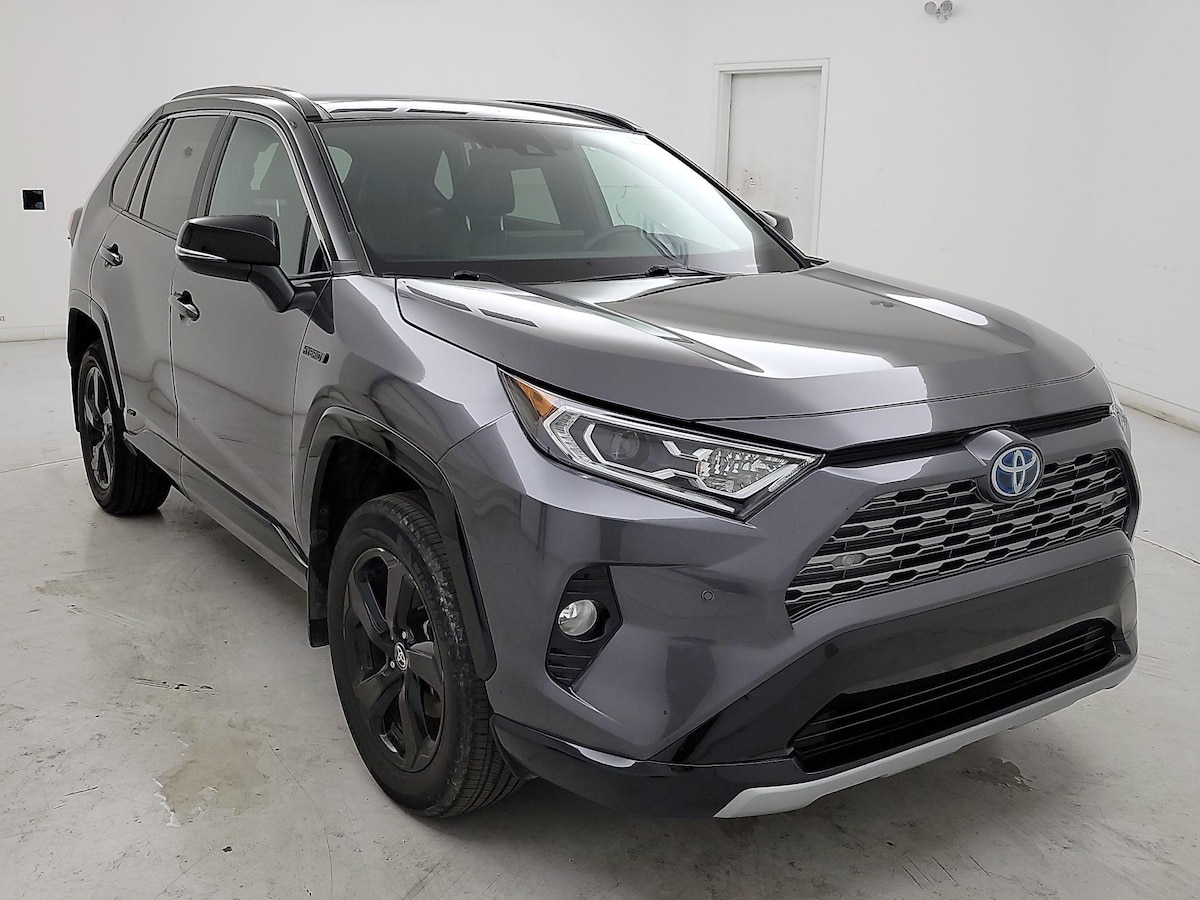 Featured vehicle