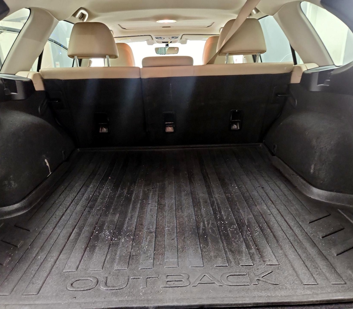 Trunk/Cargo (Seats Up)