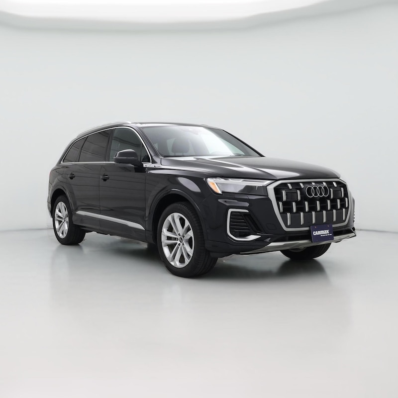 2025 Audi Q7 Premium Plus