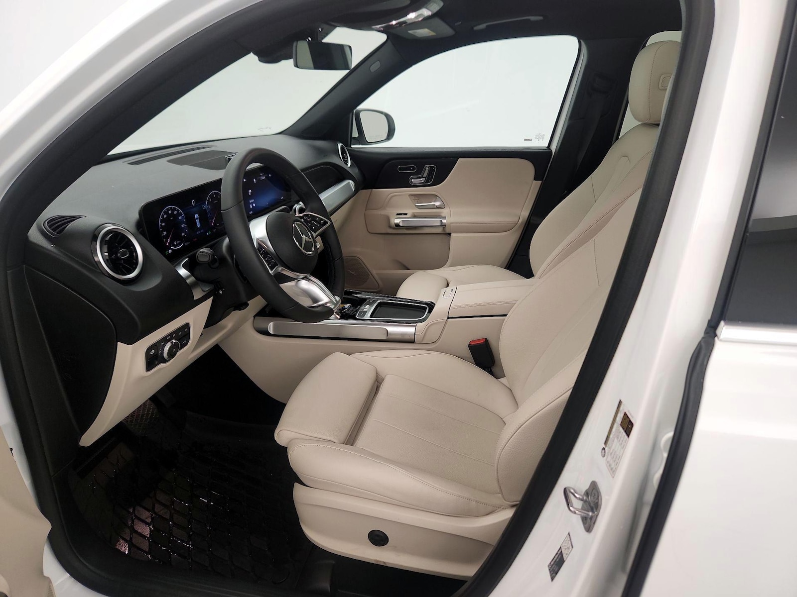 Power Seat(s) & Side Airbags