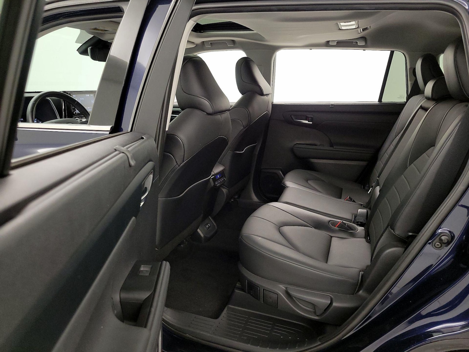 Rear Air Conditioning