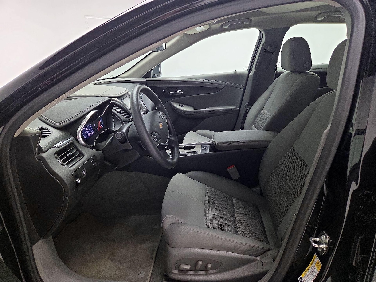 Power Seat(s) & Side Airbags