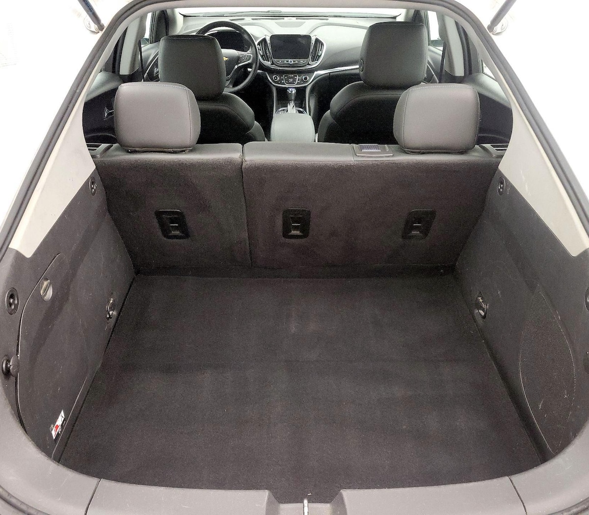 Trunk/Cargo (Seats Up)